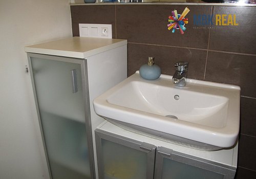Pronájem bytu 2+kk s terasou PRONAJATO! - 106327