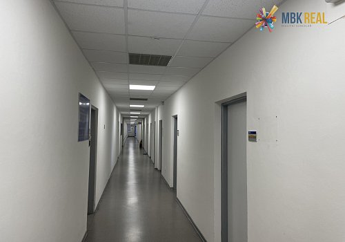 Pronájem vybavené kanceláře na lukrativní adrese v Brně PRONAJATO! - 95275