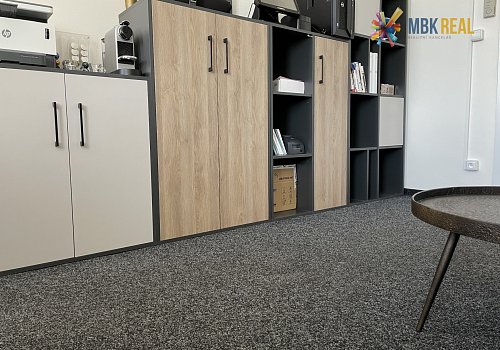 Pronájem vybavené kanceláře na lukrativní adrese v Brně PRONAJATO! - 95283