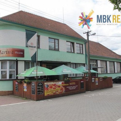 Pronájem vybavené, fungující restaurace s rozvozem menu a pizzy