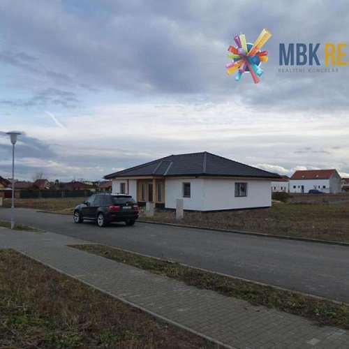 Prodej pozemku 675 m2 na stavbu RD v Pohořelicích lokalita Polní III