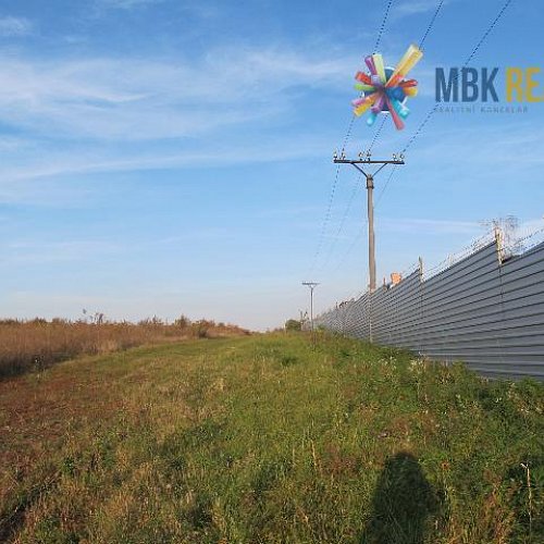 Prodej komerčního pozemku 51 000 m² - Holubice