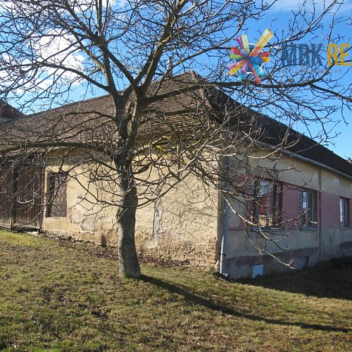 RD v obci Bezkov nedaleko Znojma